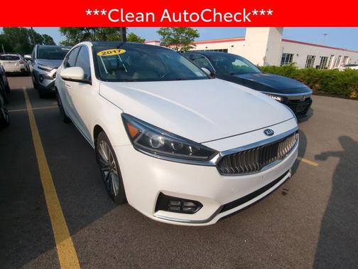 Snow White Pearl 2017 Kia Cadenza Technology