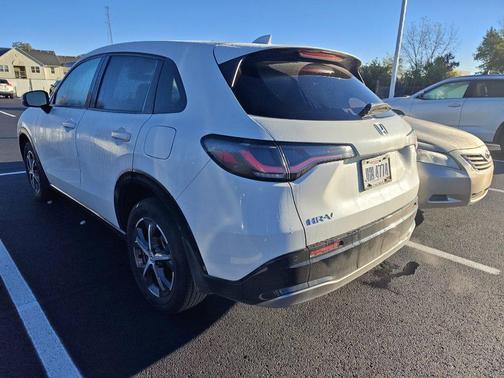 Platinum White Pearl 2024 Honda HR-V EX-L