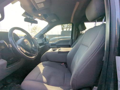 Magnetic Metallic 2017 Ford F-150 XLT
