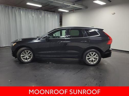 2021 Volvo XC60 T5 Momentum