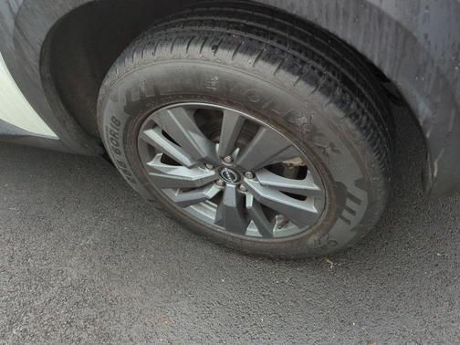 2023 Nissan Pathfinder SV 4WD