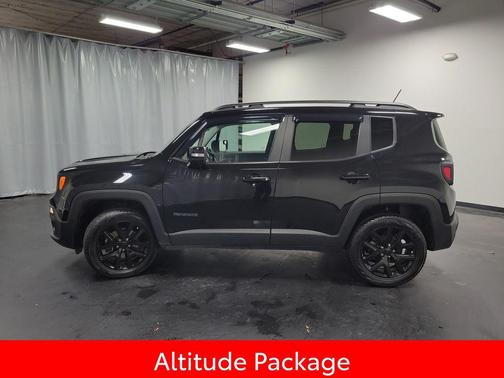 2017 Jeep Renegade Altitude