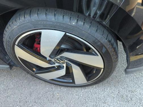 2024 Volkswagen Golf GTI 2.0T S DSG