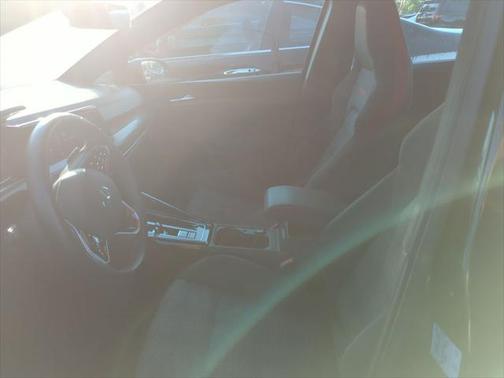 2024 Volkswagen Golf GTI 2.0T S DSG
