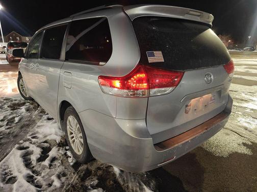 2014 Toyota Sienna XLE