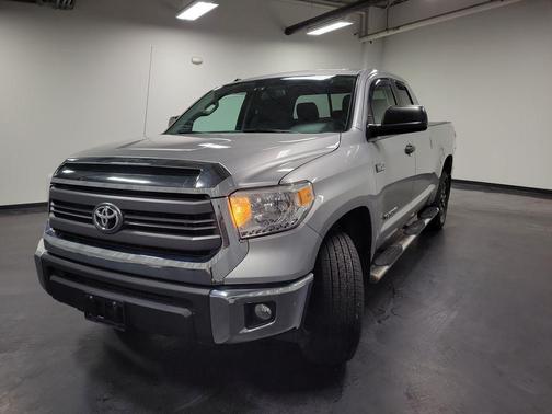 2015 Toyota Tundra SR5