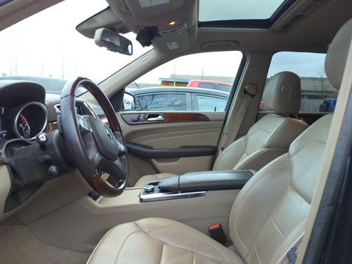 2013 Mercedes-Benz M-Class 4MATIC