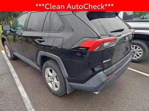Midnight Black Metallic 2021 Toyota RAV4 XLE
