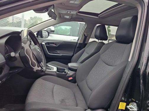 Midnight Black Metallic 2021 Toyota RAV4 XLE