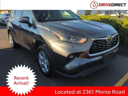 2022 Toyota Highlander LE