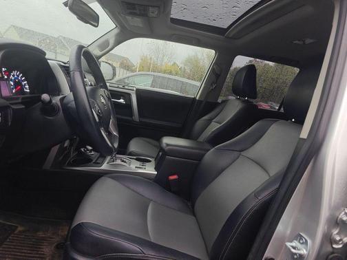 2016 Toyota 4Runner SR5 Premium