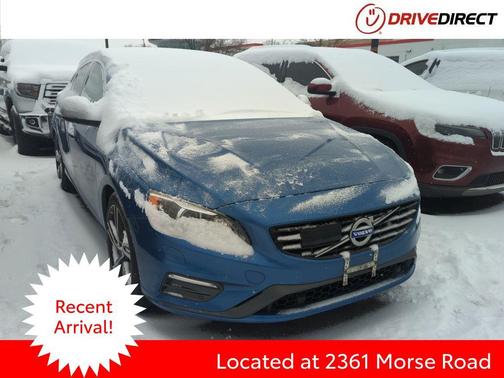 2017 Volvo S60 T6 R-Design Platinum