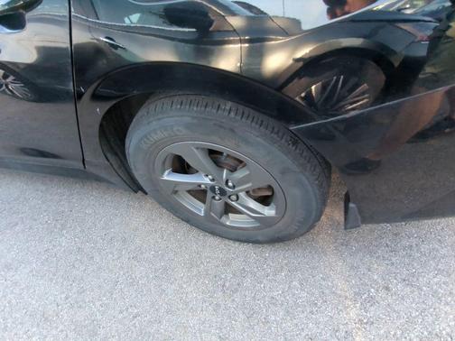 Ebony Black 2022 Kia K5 LXS