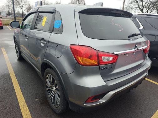 2018 Mitsubishi Outlander Sport 2.0 ES