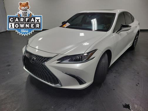 2022 Lexus ES 350 Base