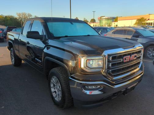 2017 GMC Sierra 1500 SLE