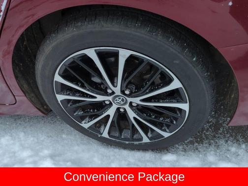 2018 Toyota Camry SE