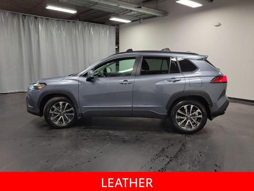 2024 Toyota Corolla Cross XLE