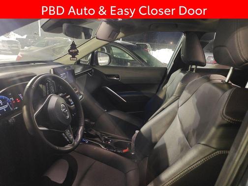 2024 Toyota Corolla Cross XLE