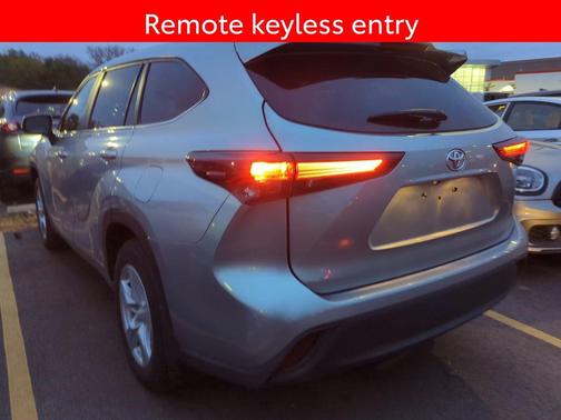 2024 Toyota Highlander LE