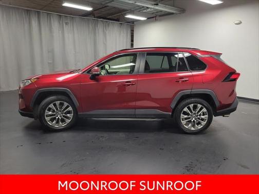 2019 Toyota RAV4 XLE Premium