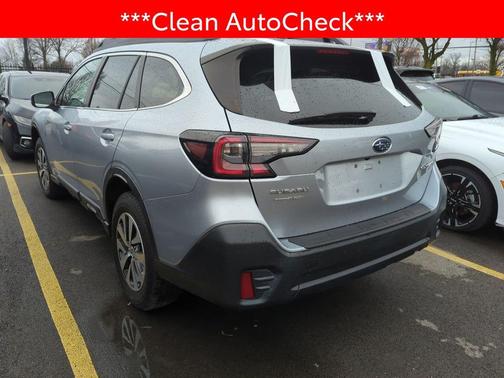 Ice Silver Metallic 2022 Subaru Outback Premium