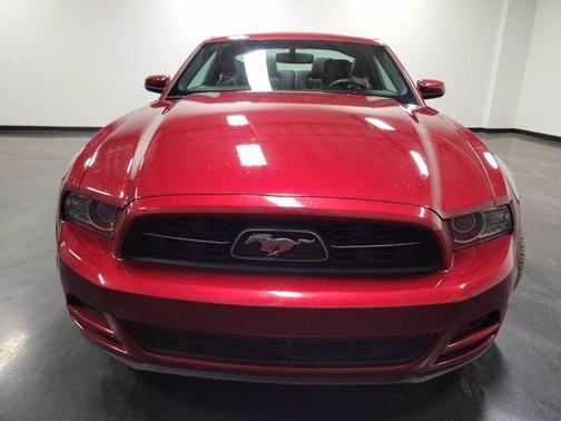Photo 5 of 21 of 2014 Ford Mustang V6 Premium