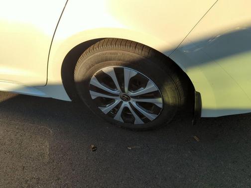 2020 Toyota Corolla Hybrid LE