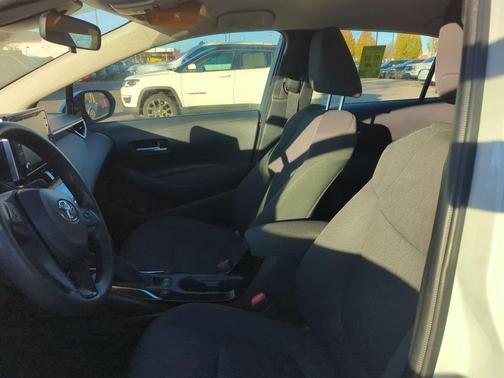 2020 Toyota Corolla Hybrid LE