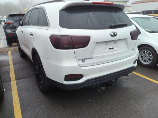 2019 Kia Sorento S