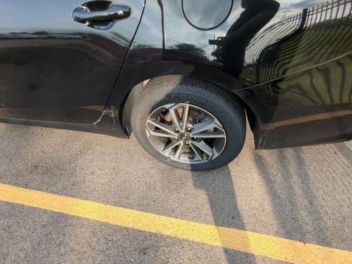 Aurora Black 2022 Kia Forte LXS