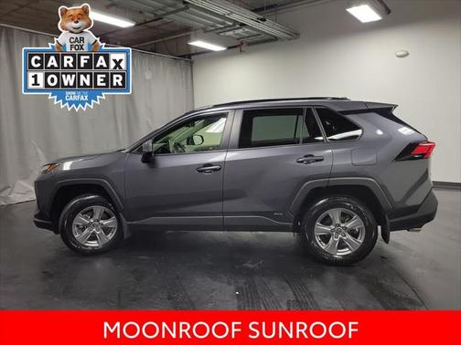 2022 Toyota RAV4 Hybrid XLE