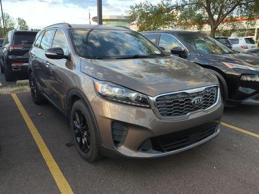 2020 Kia Sorento S