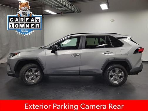 2022 Toyota RAV4 Hybrid LE