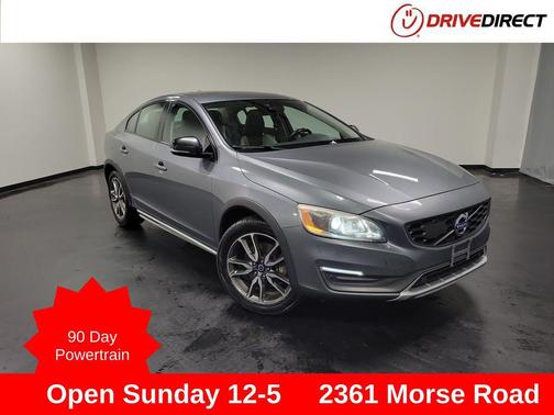 Osmium Grey Metallic 2016 Volvo S60 Cross Country T5 Platinum