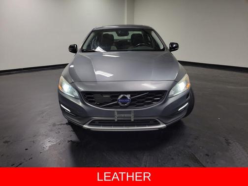 Osmium Grey Metallic 2016 Volvo S60 Cross Country T5 Platinum