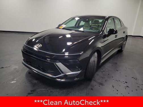 2025 Hyundai SONATA Hybrid SE