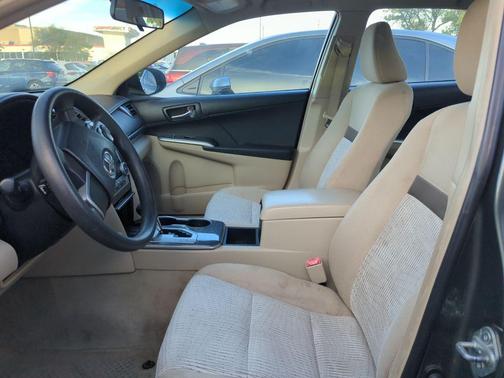 2012 Toyota Camry Hybrid LE