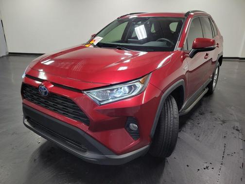 2020 Toyota RAV4 Hybrid XLE