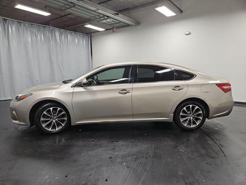 2016 Toyota Avalon XLE Premium