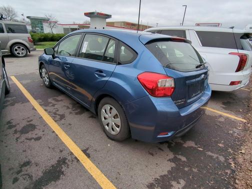 Quartz Blue Pearl 2016 Subaru Impreza 2.0i