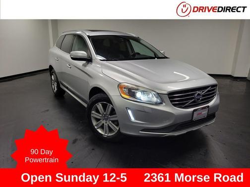 Bright Silver Metallic 2017 Volvo XC60 T5 Inscription