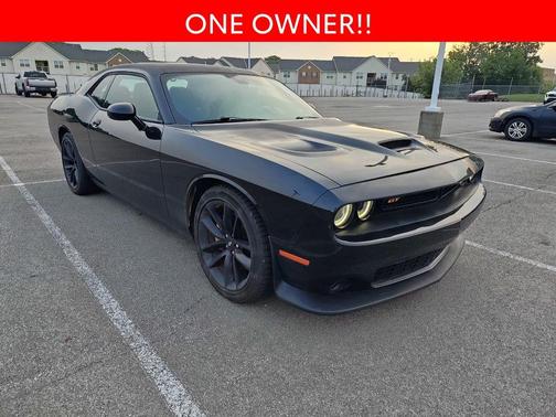 Pitch Black Clearcoat 2023 Dodge Challenger GT