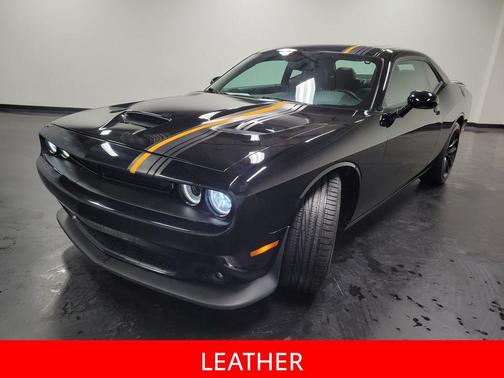 Pitch Black Clearcoat 2023 Dodge Challenger GT