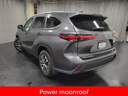 2023 Toyota Highlander Hybrid XLE
