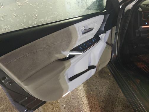 2016 Toyota Camry XSE