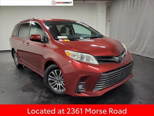 2020 Toyota Sienna XLE