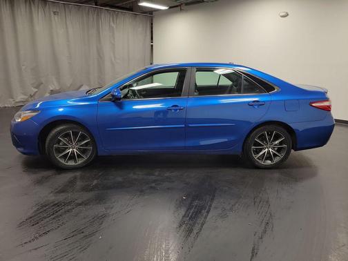 2017 Toyota Camry XSE