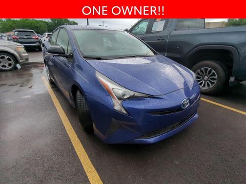 Blue Crush Metallic 2016 Toyota Prius Two