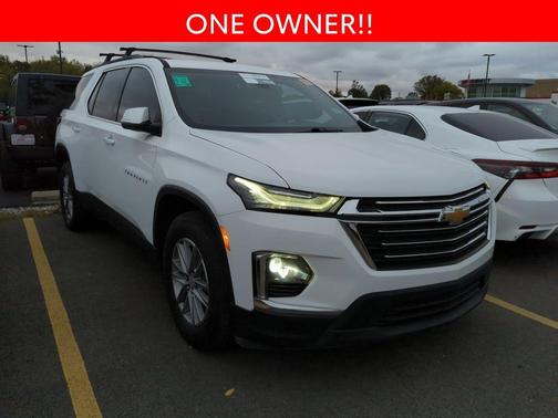 2022 Chevrolet Traverse LT Cloth